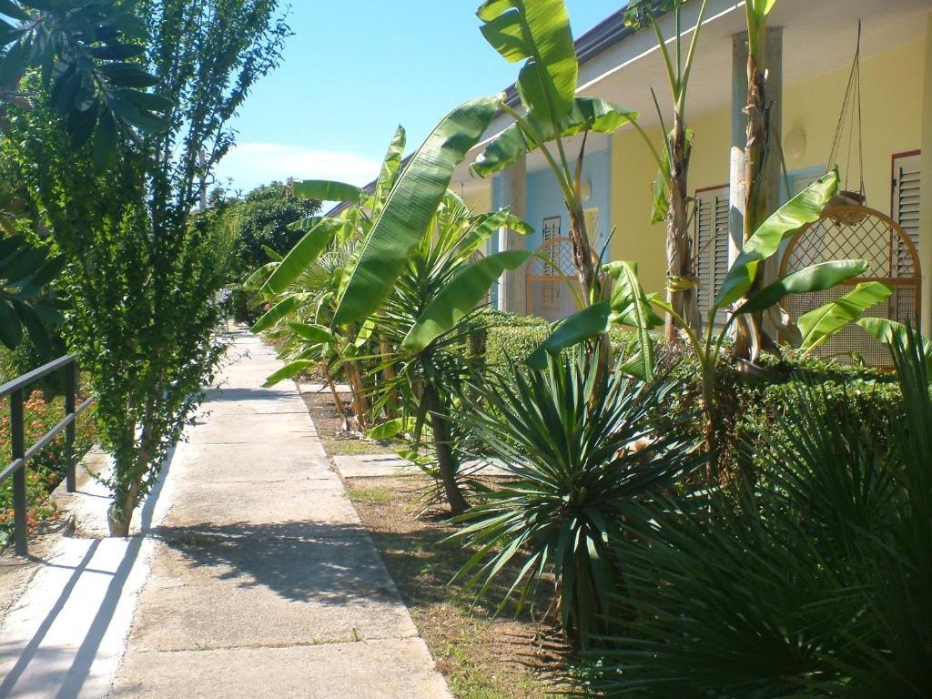 Residence Heaven Ricadi Δωμάτιο φωτογραφία